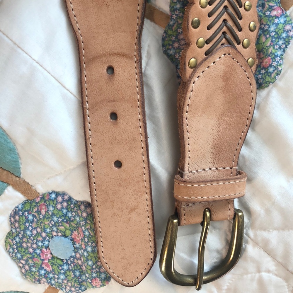 3 Anthropologie belts (cork, leather, beaded) - Picture 3 of 4